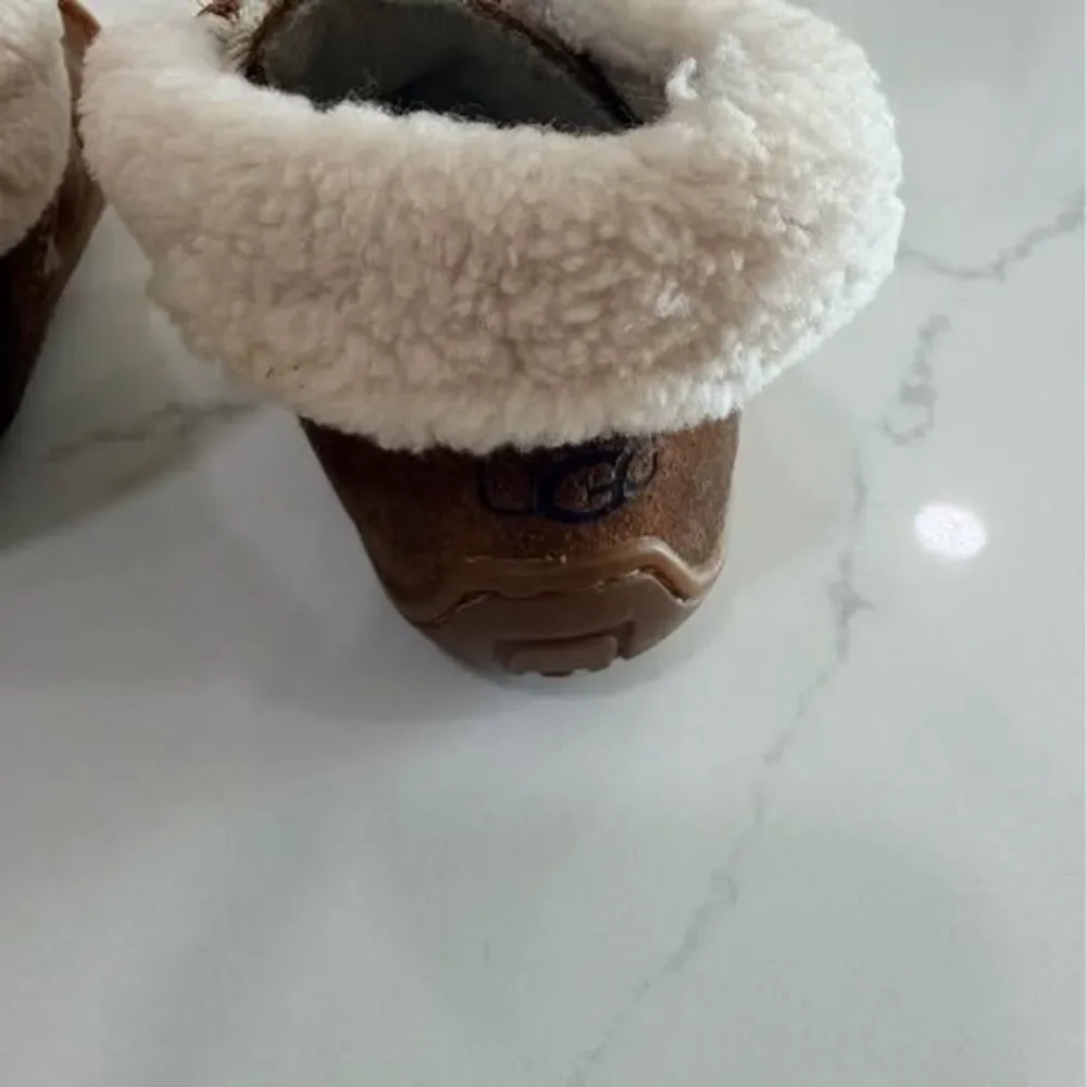 Unbranded warm brown
